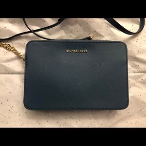 Michael Kors Jet Set East West Leather Crossbody
